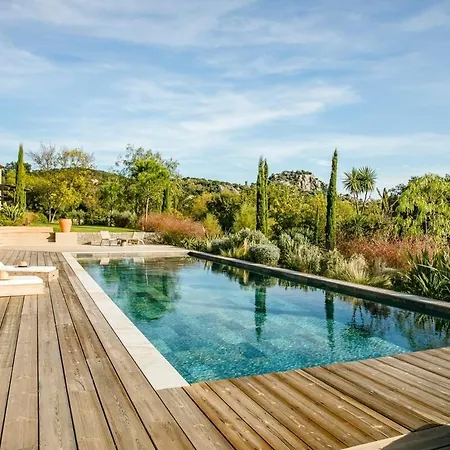 4 Bd In Willa Hyères