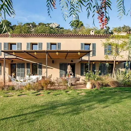 Villa 4 Bd In Hyères