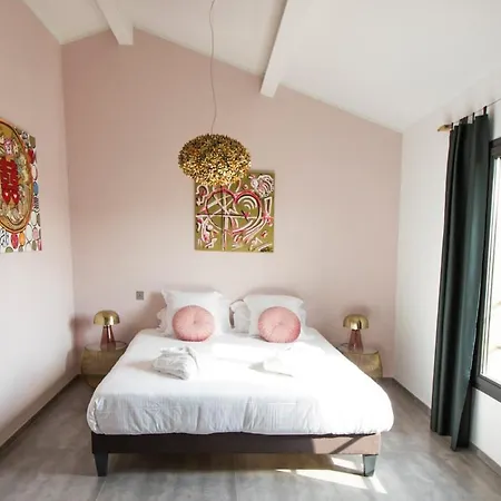 Willa 4 Bd In Hyères