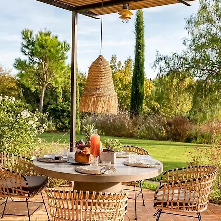 4 Bd In Willa Hyères